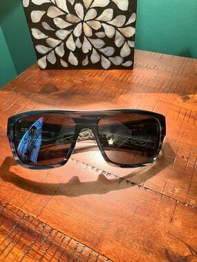 Costa Sampan sunglasses - Matte Reef frame